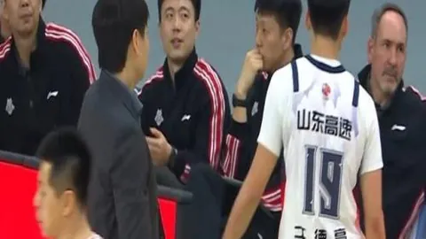 意甲女排首尝败绩！朱婷贡献10分，科内利亚诺3-0负于对手